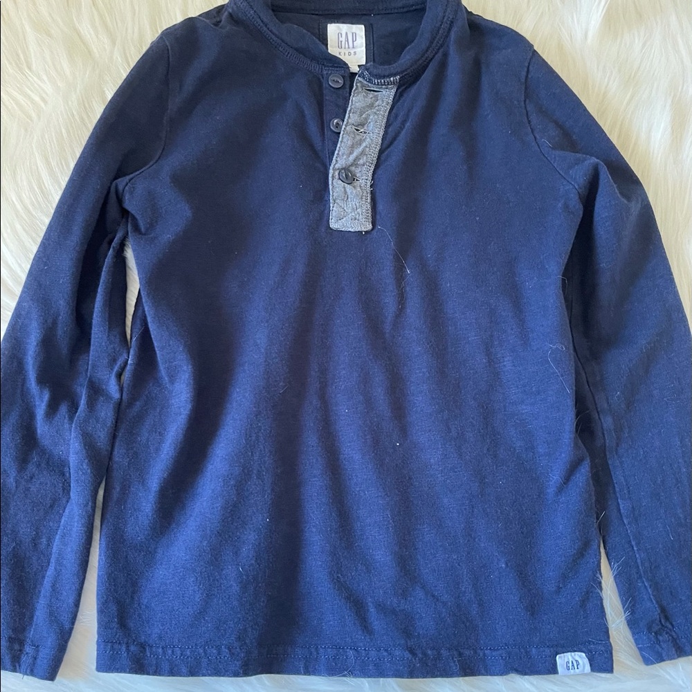 GAP Shirt